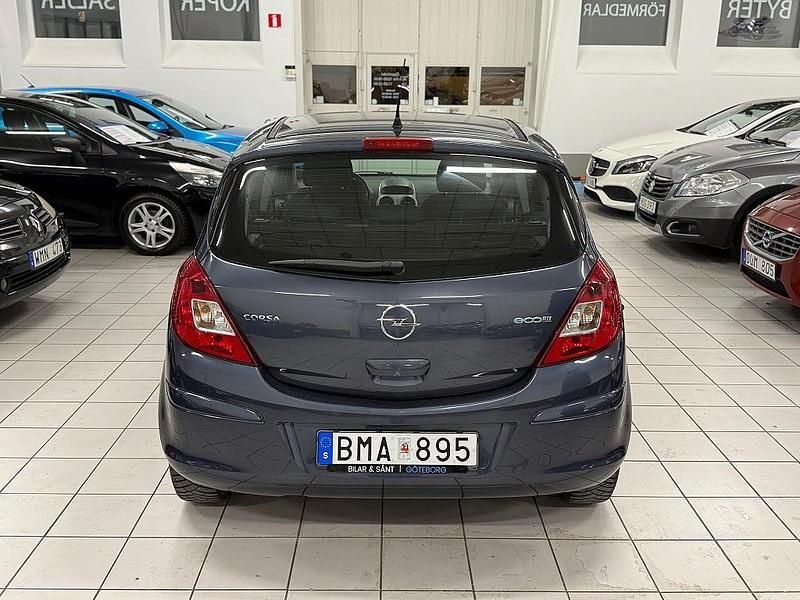 Begagnad Opel Corsa 75 HK (55 kW) 2008 Blå Halvkombi