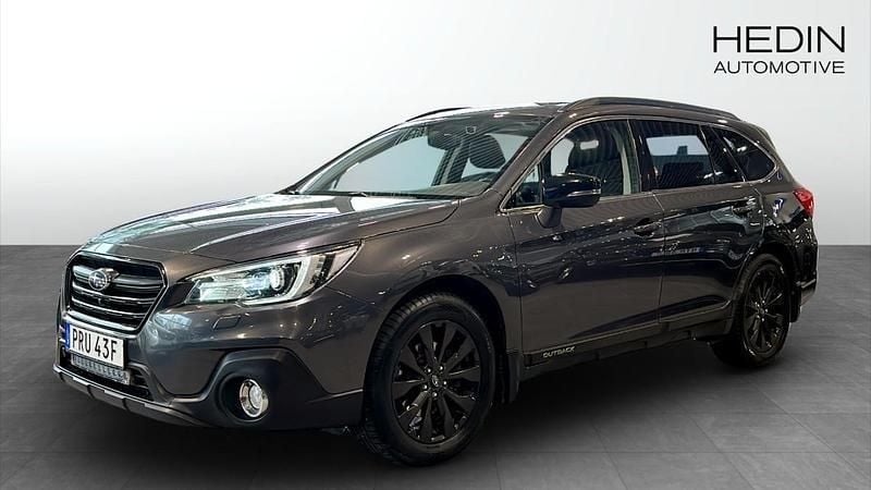 Grå (grey) Begagnad 2019 Subaru Outback SUV | 239 900 kr (Marknadspris) - Bild 1/4