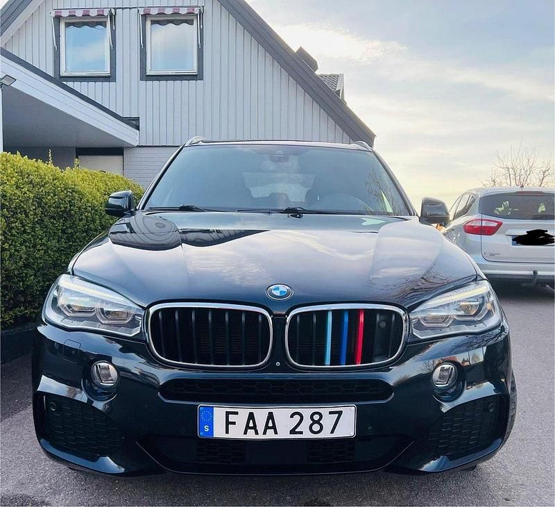 Svart Begagnad 2015 BMW X5 SUV | 359 000 kr (Dyr) - Bild 1/4