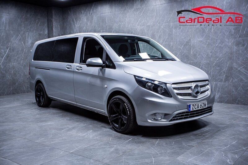 Silver Begagnad 2019 Mercedes Vito Minibuss | 369 800 kr - Bild 1/4