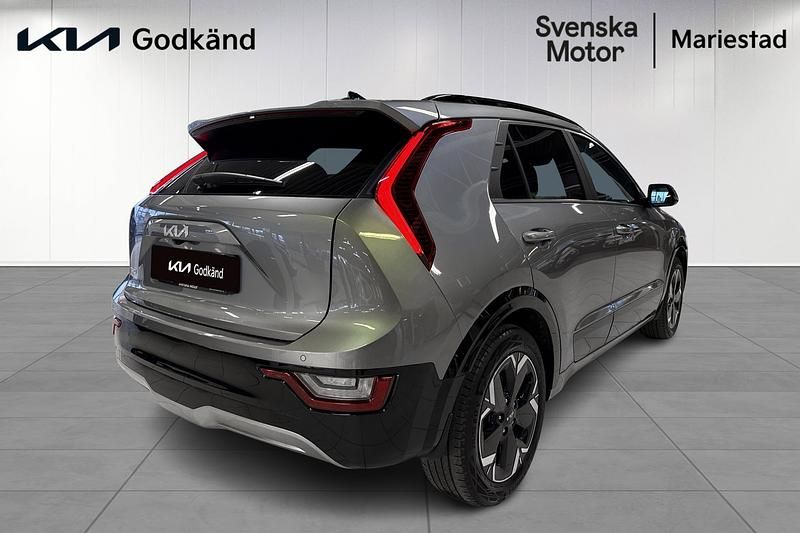 Begagnad Kia e-Niro Advance 152 kW (207 HK) 2023 Grå SUV