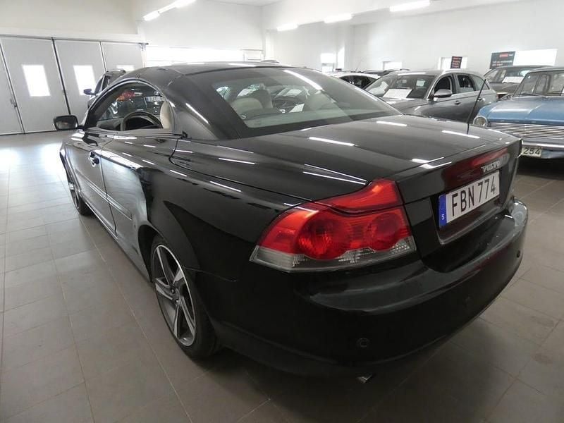 Begagnad Volvo C70 Summum 221 HK (162 kW) 2007 Svart Cab