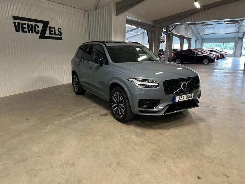 Begagnad Volvo XC90 R-Design 456 HK (335 kW) 2022 Grå (grå metallic) SUV