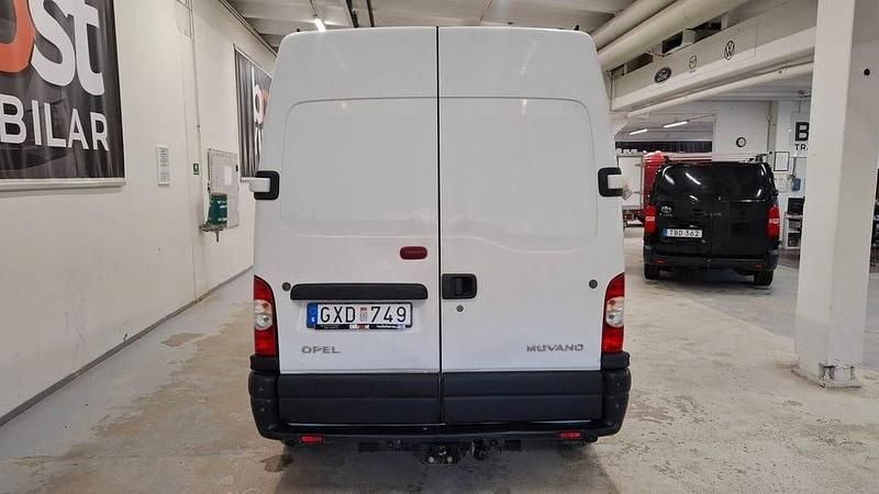 Begagnad Opel Movano 101 HK (74 kW) 2008 Vit Van