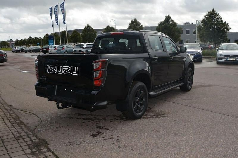 Begagnad Isuzu D-Max 163 HK (119 kW) 2024 Svart Pickup