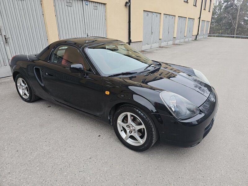 Svart Begagnad 2000 Toyota MR2 Cab | 89 000 kr - Bild 1/4