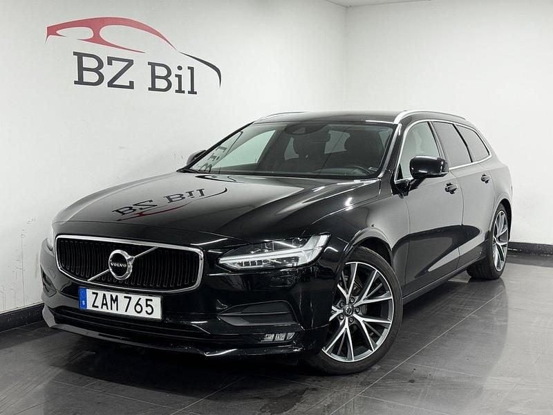 Svart Begagnad 2018 Volvo V90 Momentum Kombi | 234 900 kr (Marknadspris) - Bild 1/4