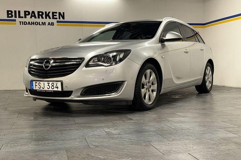 Grå Begagnad 2015 Opel Insignia Kombi | 99 900 kr (Lite dyr) - Bild 1/4