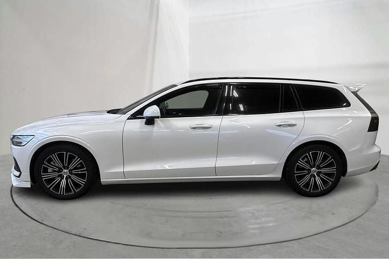 Begagnad Volvo V60 Inscription 310 HK (228 kW) 2019 Vit Kombi