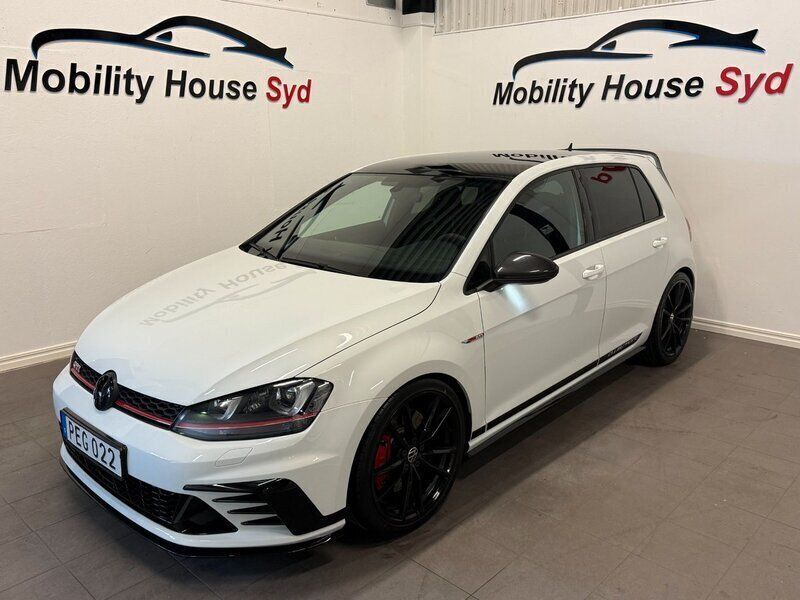 Flerfärgad Begagnad 2016 VW Golf VII GTI Clubsport Halvkombi | 259 900 kr (Lite dyr) - Bild 1/3