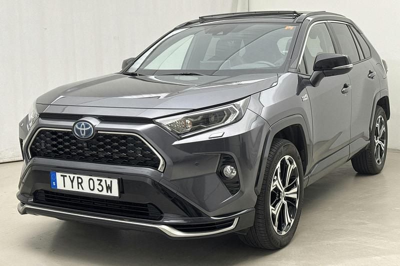 Grå Begagnad 2020 Toyota RAV4 Premium SUV | 349 900 kr - Bild 1/4