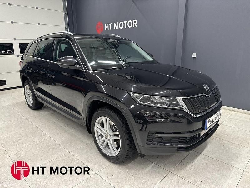 Svart Begagnad 2018 Skoda Kodiaq Business Line SUV | 289 899 kr (Marknadspris) - Bild 1/4