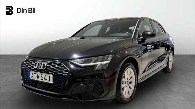 Brilliantsvart Begagnad 2023 Audi A3 Proline | 249 000 kr (Marknadspris) - Bild 1/4