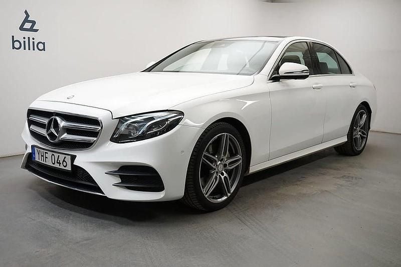 Begagnad Mercedes E220 AMG line 194 HK (142 kW) 2016 Vit Sedan