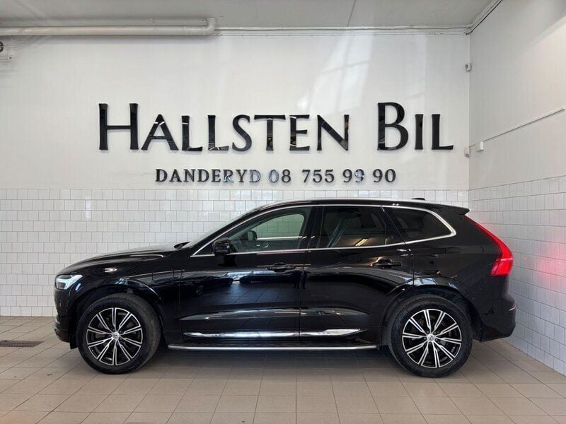 Svart (svart metallic) Begagnad 2021 Volvo XC60 Inscription SUV | 399 000 kr (Bra pris) - Bild 1/4