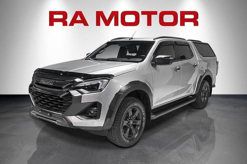 Grå Begagnad 2025 Isuzu D-Max Pickup | 768 900 kr (Dyr) - Bild 1/4