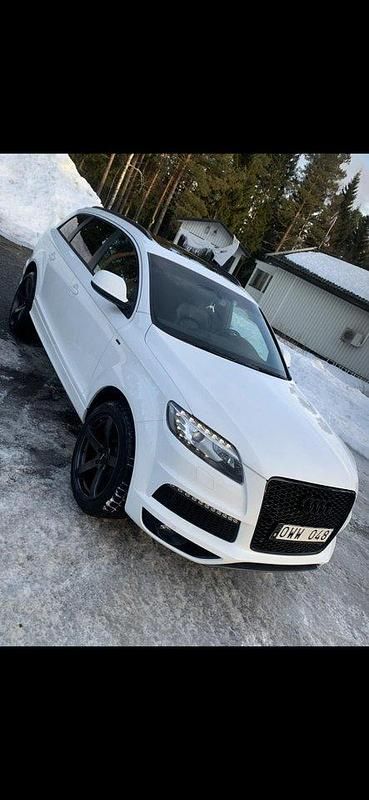 Vit Begagnad 2011 Audi Q7 S-Line SUV | 145 000 kr (Superpris) - Bild 1/4