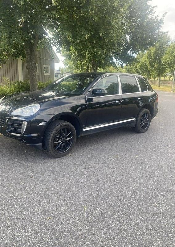 Svart Begagnad 2008 Porsche Cayenne SUV | 85 000 kr - Bild 1/4