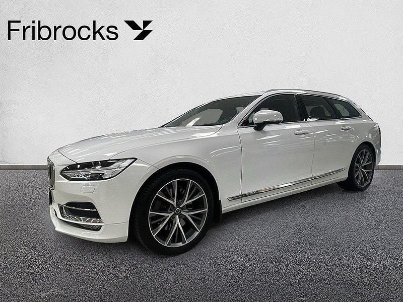Vit Begagnad 2017 Volvo V90 Inscription Kombi | 299 900 kr (Lite dyr) - Bild 1/4