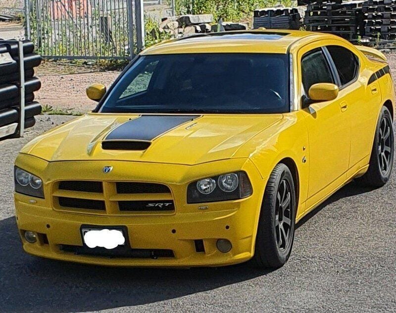 Gul Begagnad 2007 Dodge Charger Sedan | 180 000 kr - Bild 1/4