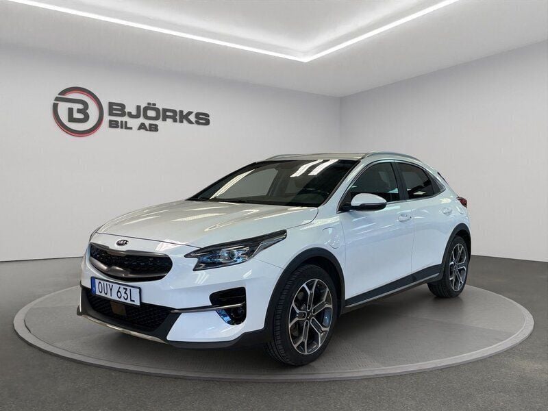 Vit Begagnad 2020 Kia XCeed Advance SUV | 189 500 kr - Bild 1/4