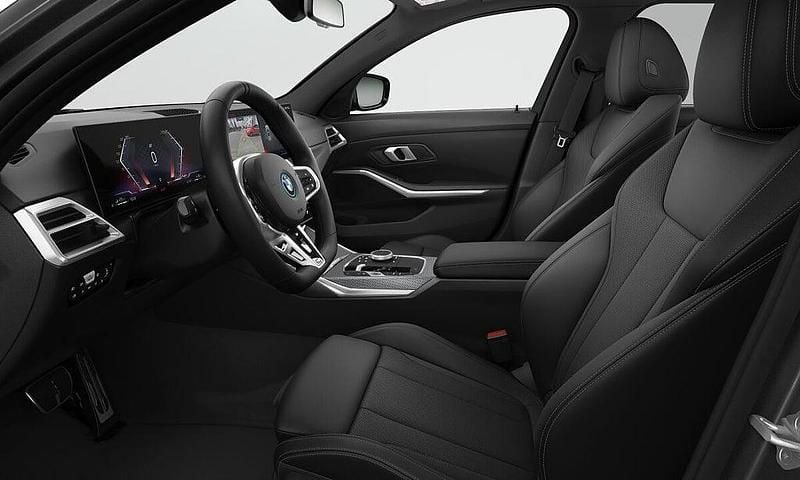 Ny BMW 330 Comfort Edition 184 HK (135 kW) 2025 Svart Kombi