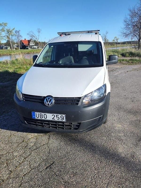 Vit Begagnad 2011 VW Caddy Minibuss | 45 900 kr (Bra pris) - Bild 1/4