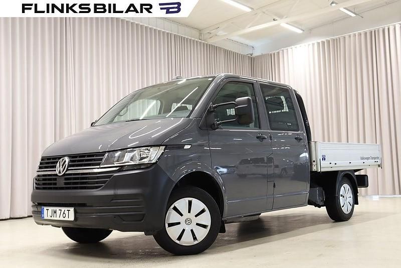 Grå Begagnad 2021 VW Transporter Van | 349 700 kr - Bild 1/4