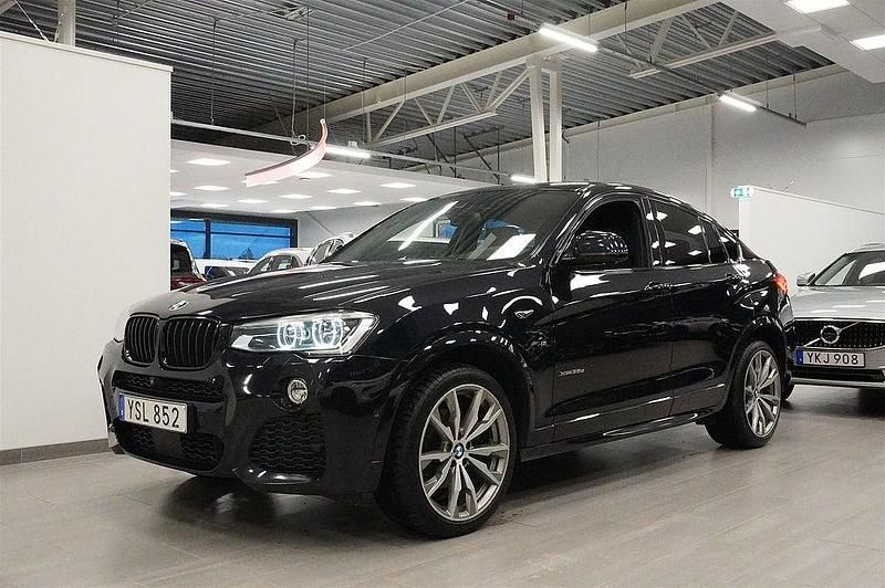Svart Begagnad 2017 BMW X4 M Sport SUV | 279 800 kr - Bild 1/4