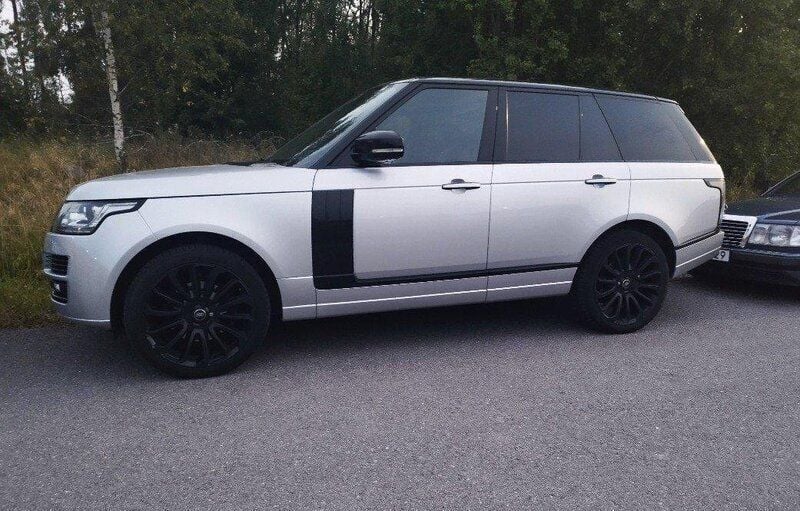 Grå Begagnad 2014 Land Rover Range Rover Autobiography SUV | 359 000 kr (Dyr) - Bild 1/4