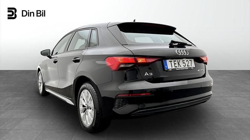Begagnad Audi A3 Sportback e-tron Proline 204 HK (150 kW) 2023 Svart Halvkombi