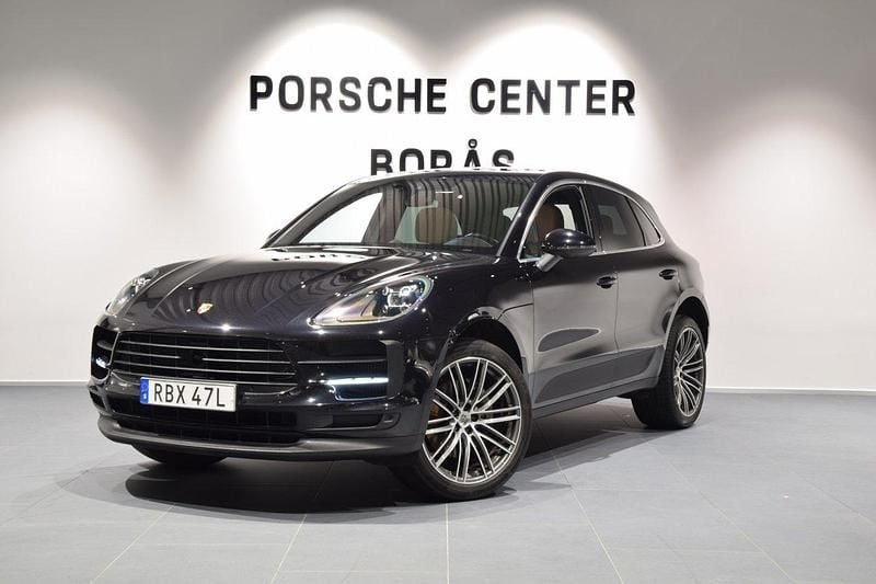 Svart (black) Begagnad 2021 Porsche Macan S SUV | 599 000 kr (Bra pris) - Bild 1/4