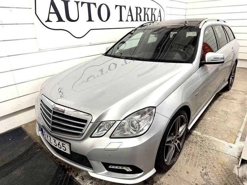 Silver Begagnad 2010 Mercedes E220 Avantgarde Kombi | 119 000 kr (Dyr) - Bild 1/4