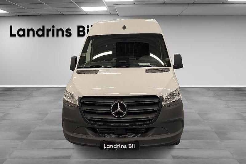 Ny Mercedes Sprinter 2025 Vit Van
