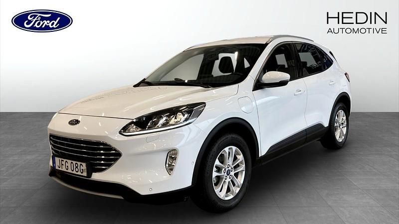 Vit (white) Begagnad 2022 Ford Kuga Titanium SUV | 244 900 kr (Marknadspris) - Bild 1/4
