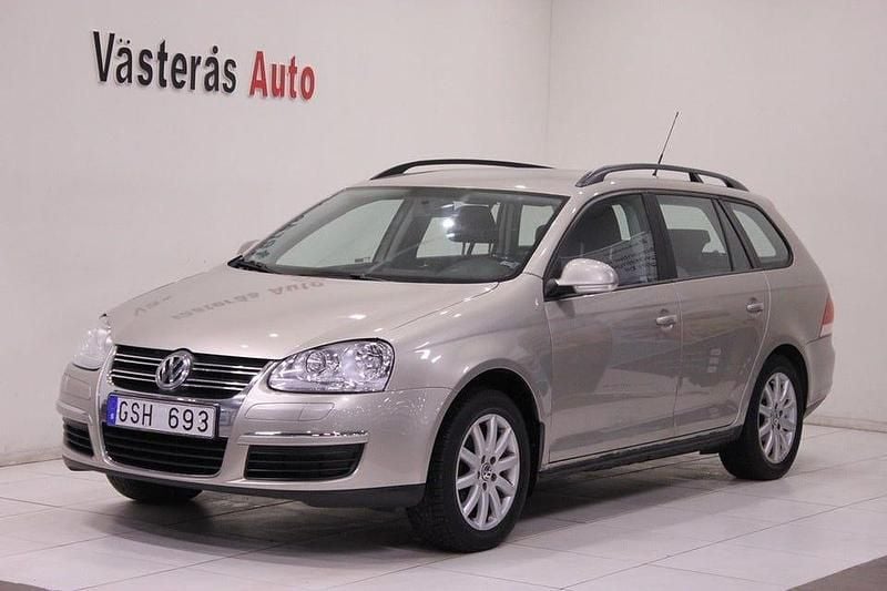 Begagnad VW Golf VI 102 HK (75 kW) 2008 Brun Halvkombi