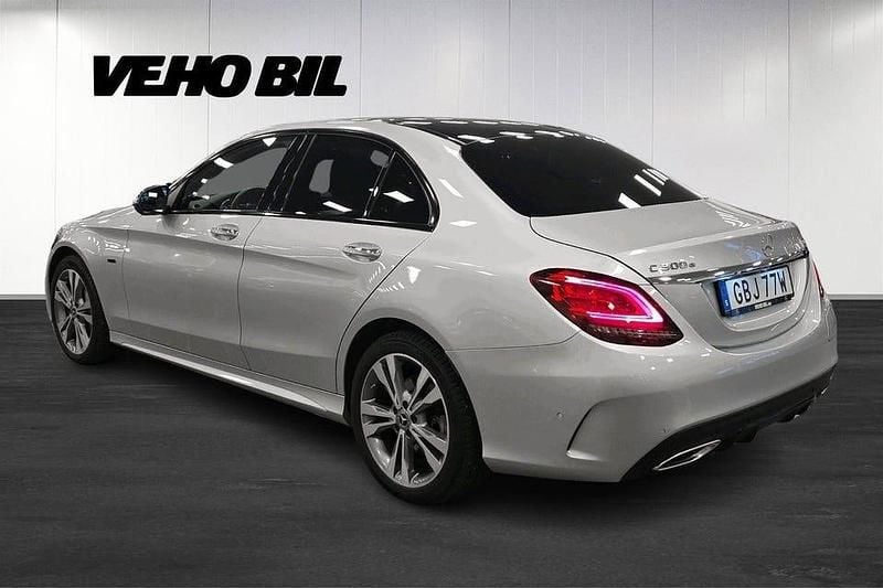 Begagnad Mercedes C300 AMG 320 HK (235 kW) 2021 Iridiumsilver metallic Sedan