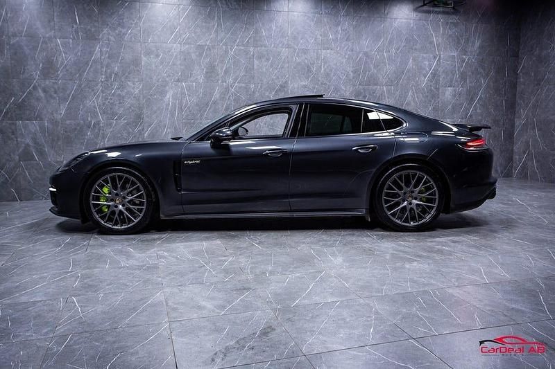 Begagnad Porsche Panamera 4 Sport 462 HK (339 kW) 2021 Grå Sedan