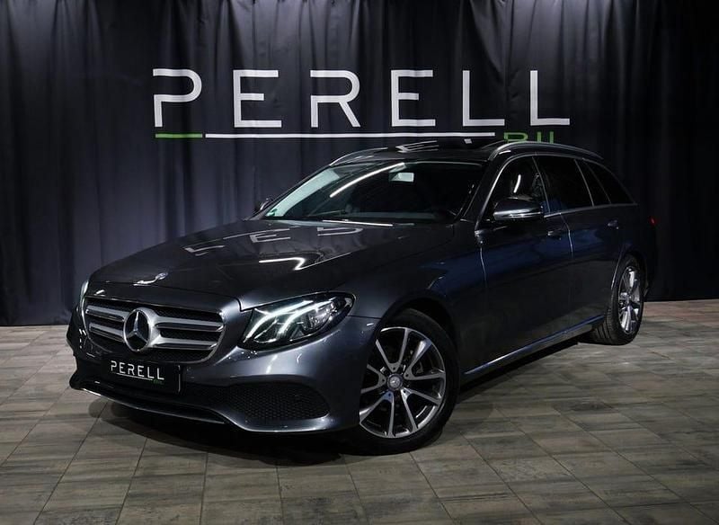 Begagnad Mercedes E220 Avantgarde 194 HK (142 kW) 2016 Selenitgrå metallic Kombi