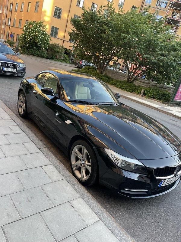 Svart Begagnad 2009 BMW Z4 Cab | 199 000 kr (Superpris) - Bild 1/3