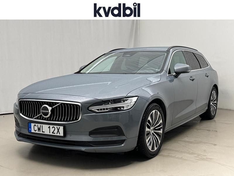 Grå Begagnad 2022 Volvo V90 Momentum Kombi | 265 000 kr (Superpris) - Bild 1/3