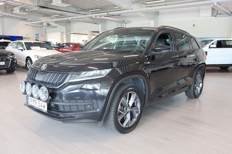 Svart Begagnad 2019 Skoda Kodiaq SportLine SUV | 319 800 kr (Lite dyr) - Bild 1/4