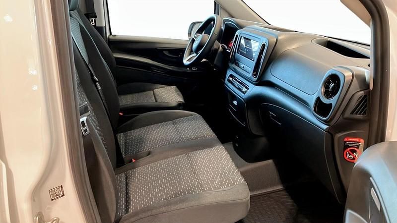 Ny Mercedes Vito 163 HK (119 kW) 2025 Vit Van