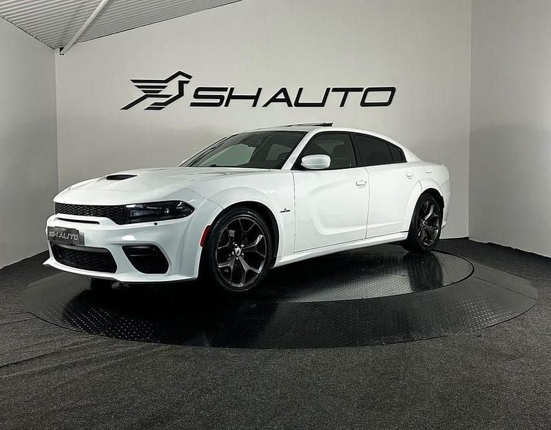 Begagnad Dodge Charger 376 HK (276 kW) 2018 Mörkröd Sedan