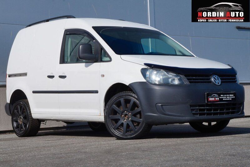Vit Begagnad 2013 VW Caddy Minibuss | 79 900 kr (Marknadspris) - Bild 1/4