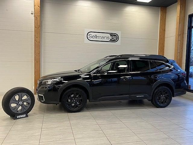 Svart Begagnad 2021 Subaru Outback Kombi | 335 000 kr (Marknadspris) - Bild 1/4
