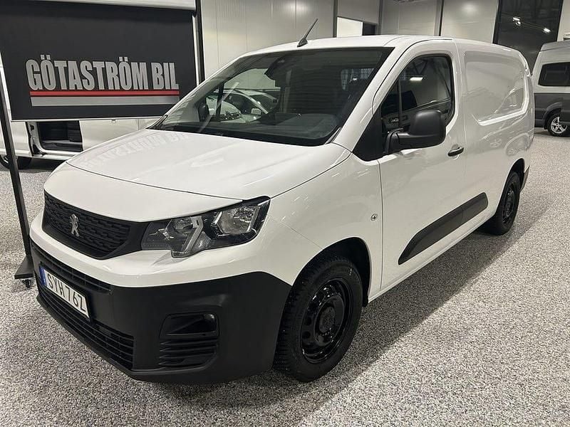 Begagnad Peugeot Partner 102 HK (75 kW) 2021 Vit Minibuss