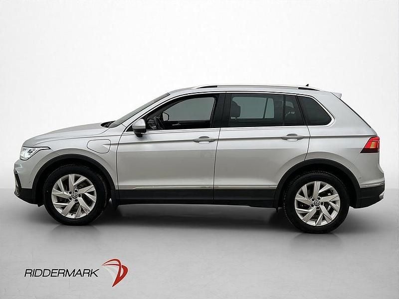 Begagnad VW Tiguan Elegance 245 HK (180 kW) 2022 Silver SUV