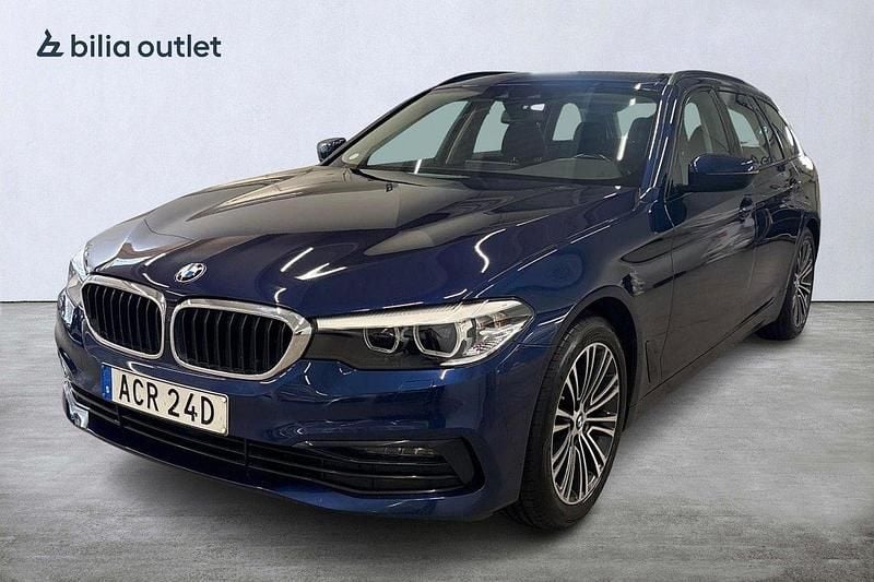 Blå Begagnad 2019 BMW 520 Sport Line Kombi | 279 000 kr (Superpris) - Bild 1/4