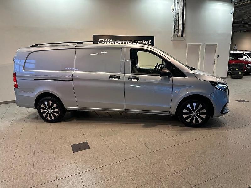 Begagnad Mercedes Vito 2025 Silver Van